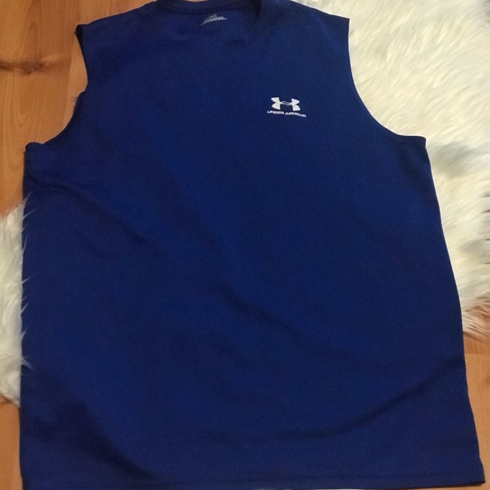 Men’s under armour muscle shirt medium